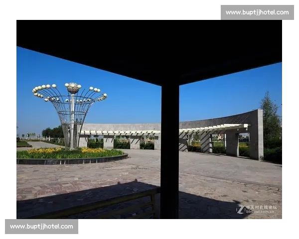 首尔与吉达：两座城市的历史魅力与现代风貌对比分析